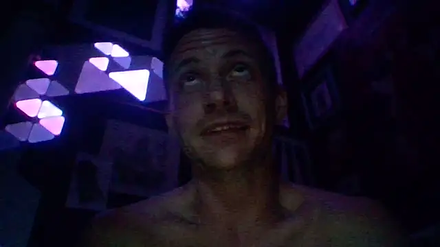 trash4cash online show from January 2, 4:30 am