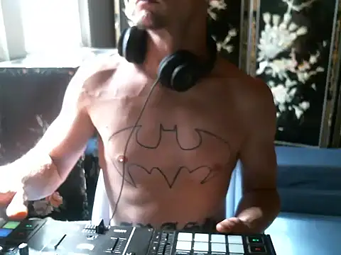 trash4cash online show from October 4, 6:28 pm