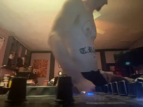 trash4cash online show from April 8, 5:35 pm