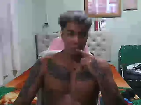 Snapshot of TuVergon2026 chatting on February 21, 1:50 am TuVergon2026 online show from February 21, 1:50 am