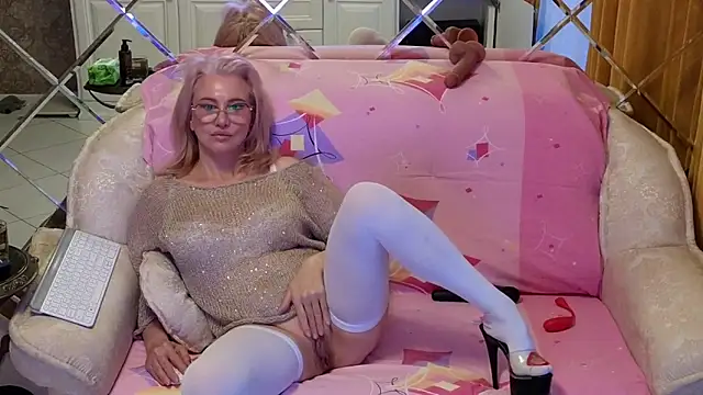 BEST-1 online show from November 8, 1:50 am