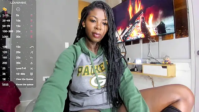 sexyhotblackebony online show from April 15, 11:06 am