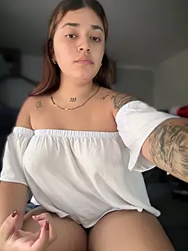 Snapshot of JoselinFlower_ chatting on March 2, 8:40 pm JoselinFlower  online show from March 2, 8:40 pm