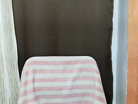 Snapshot of Mayra_baby chatting on December 7, 12:35 pm Mayra baby online show from December 7, 12:35 pm