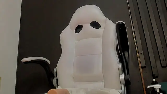 Shayla27 online show from February 26, 4:24 pm