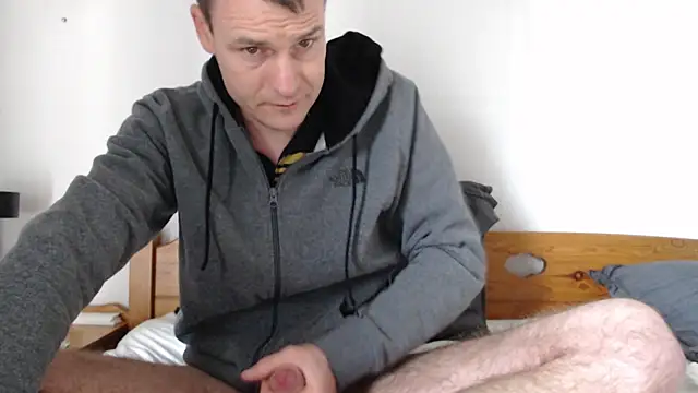 geree84 online show from March 13, 1:40 pm