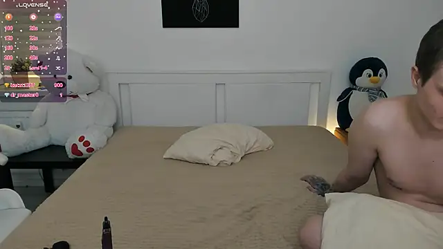 shaameless online show from February 12, 5:37 pm