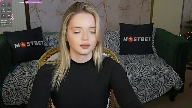 Snapshot of Cassy-Celestial_ chatting on December 15, 5:56 am Cassy-Celestial online show from December 15, 5:56 am