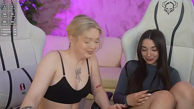 Snapshot of Cassy-Celestial_ chatting on January 24, 2:49 am Cassy-Celestial online show from January 24, 2:49 am