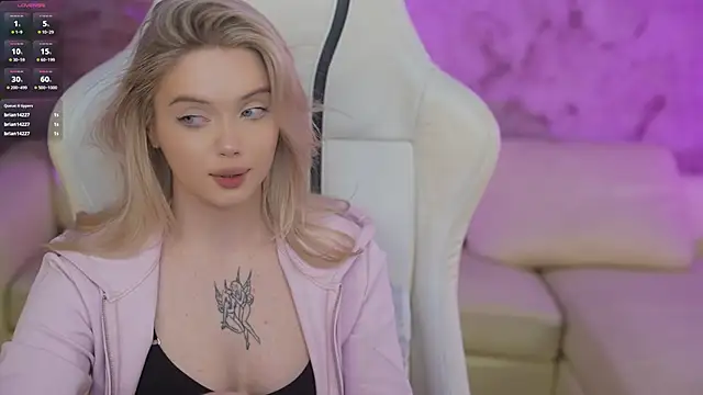 Snapshot of Cassy-Celestial_ chatting on January 24, 5:53 am Cassy-Celestial online show from January 24, 5:53 am