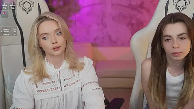 Snapshot of Cassy-Celestial_ chatting on January 27, 12:01 am Cassy-Celestial online show from January 27, 12:01 am