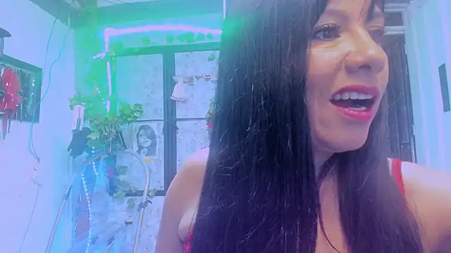 Snapshot of Erlinda-engel chatting on January 17, 1:24 pm Erlinda-engel online show from January 17, 1:24 pm