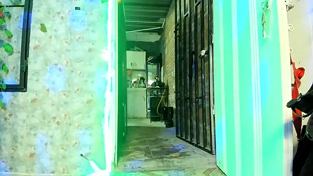 Snapshot of Erlinda-engel chatting on February 19, 3:05 pm Erlinda-engel online show from February 19, 3:05 pm