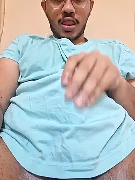 alesssterling online show from January 3, 4:55 am