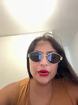 Sol biglips online show from March 16, 5:39 pm