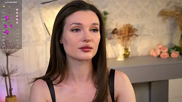 Eva Golden online show from December 12, 4:10 pm