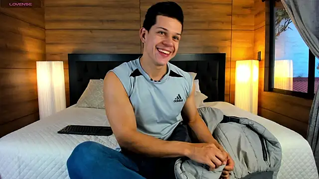 Snapshot of MarcoSullivan chatting on February 11, 2:35 pm MarcoSullivan online show from February 11, 2:35 pm