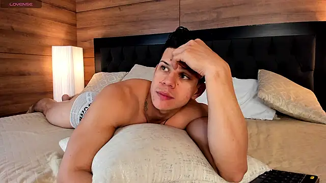 Snapshot of MarcoSullivan chatting on February 27, 2:54 pm MarcoSullivan online show from February 27, 2:54 pm