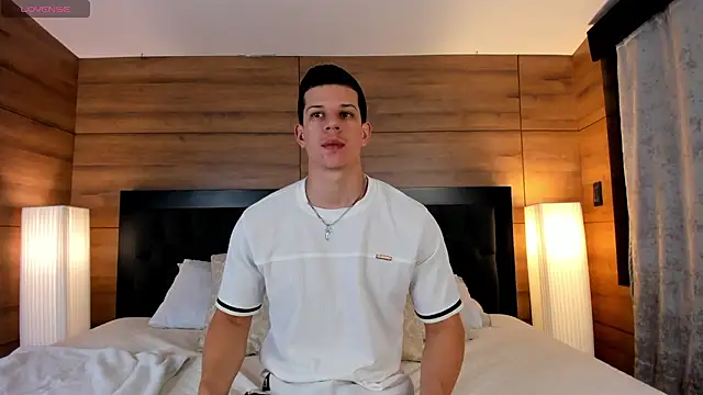 Snapshot of MarcoSullivan chatting on March 11, 11:55 am MarcoSullivan online show from March 11, 11:55 am