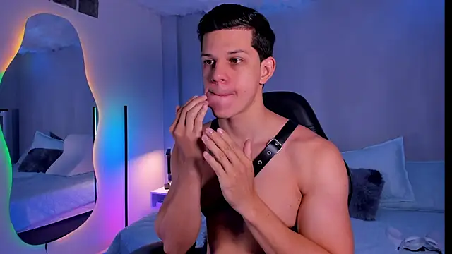 Snapshot of MarcoSullivan chatting on November 1, 1:46 pm MarcoSullivan online show from November 1, 1:46 pm