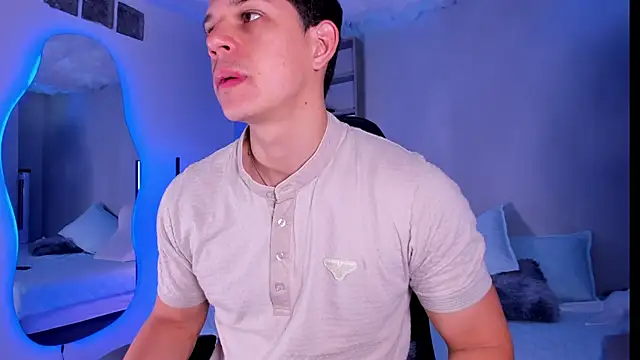 Snapshot of MarcoSullivan chatting on November 15, 1:29 pm MarcoSullivan online show from November 15, 1:29 pm