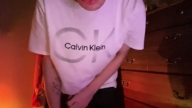 Mikeswanston online show from October 21, 5:24 pm