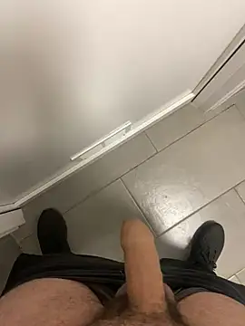 Snapshot of _themask_ chatting on January 9, 12:14 am themask online show from January 9, 12:14 am