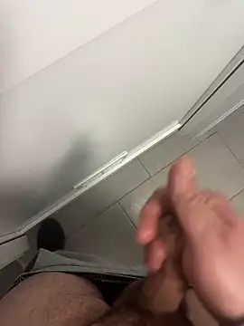 Snapshot of _themask_ chatting on January 16, 7:41 pm themask online show from January 16, 7:41 pm