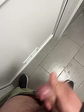 Snapshot of _themask_ chatting on January 27, 7:03 pm themask online show from January 27, 7:03 pm