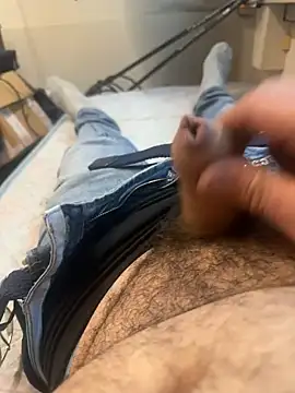 Snapshot of _themask_ chatting on February 13, 12:32 pm themask online show from February 13, 12:32 pm