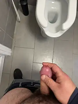 Snapshot of _themask_ chatting on February 20, 4:36 pm themask online show from February 20, 4:36 pm