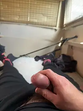 Snapshot of _themask_ chatting on February 28, 12:42 pm themask online show from February 28, 12:42 pm