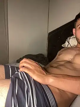 Snapshot of tom_thick chatting on January 16, 7:10 pm tom thick online show from January 16, 7:10 pm