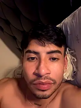 Snapshot of tom_thick chatting on September 12, 6:02 am tom thick online show from September 12, 6:02 am