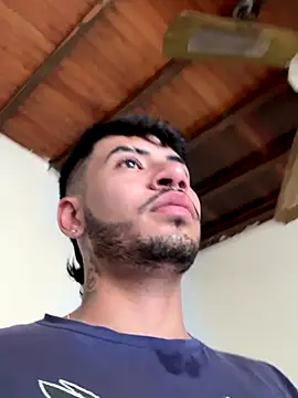 Snapshot of tom_thick chatting on September 28, 3:17 pm tom thick online show from September 28, 3:17 pm