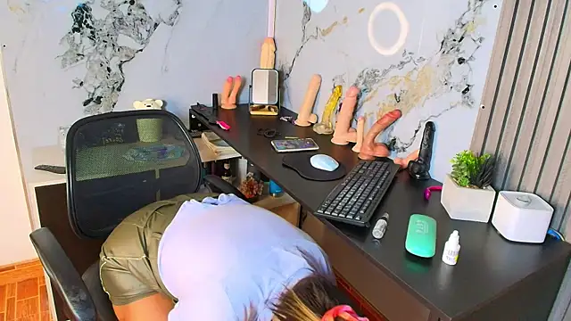 AlixLong online show from September 27, 10:09 am