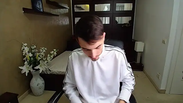 Snapshot of BrandonTate chatting on January 26, 8:46 am BrandonTate online show from January 26, 8:46 am