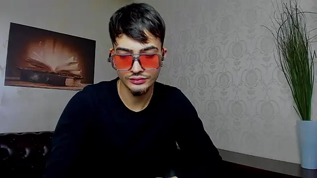 Snapshot of BrandonTate chatting on March 9, 11:58 am BrandonTate online show from March 9, 11:58 am