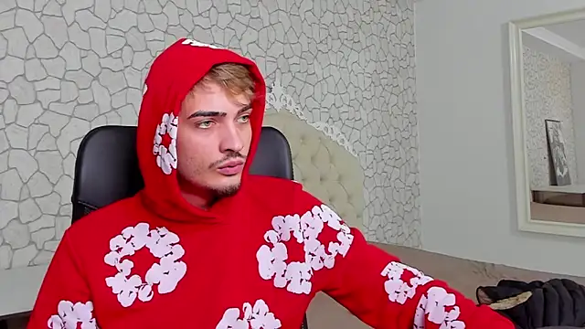 Snapshot of BrandonTate chatting on October 28, 7:01 am BrandonTate online show from October 28, 7:01 am