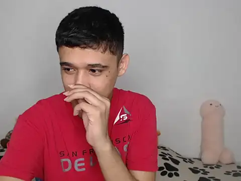 kaiine190 online show from February 20, 7:36 pm