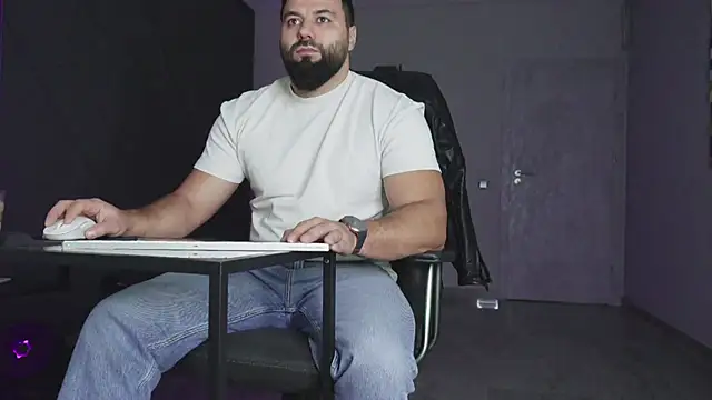 mattmasterss online show from January 10, 7:10 am