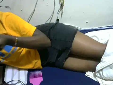 Ma-yolo001 online show from February 15, 6:01 pm