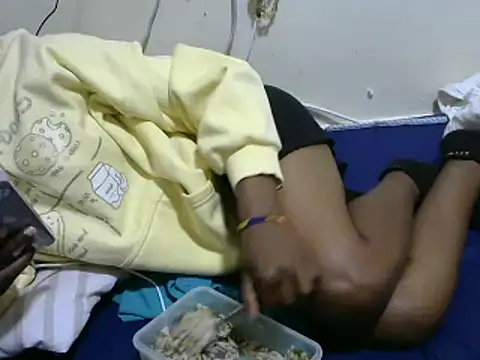 Ma-yolo001 online show from February 19, 7:59 pm