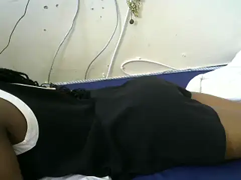 Ma-yolo001 online show from February 21, 11:01 am