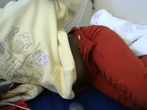 Ma-yolo001 online show from February 26, 7:09 am