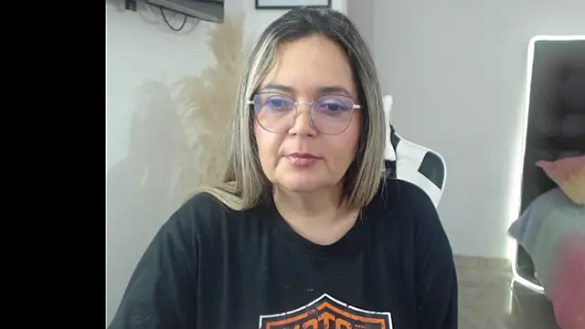 samy vsn online show from November 8, 7:23 pm