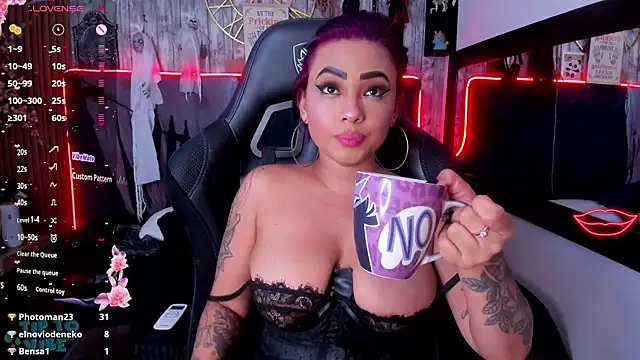 Neko Misaki online show from January 10, 3:16 pm