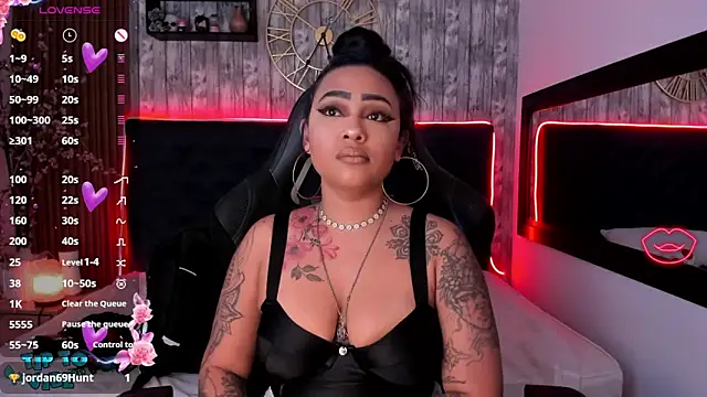 Neko Misaki online show from March 16, 12:00 pm