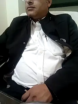 Snapshot of Hot-man39 chatting on December 5, 12:00 pm Hot-man39 online show from December 5, 12:00 pm