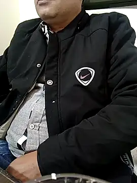 Snapshot of Hot-man39 chatting on December 6, 11:54 am Hot-man39 online show from December 6, 11:54 am